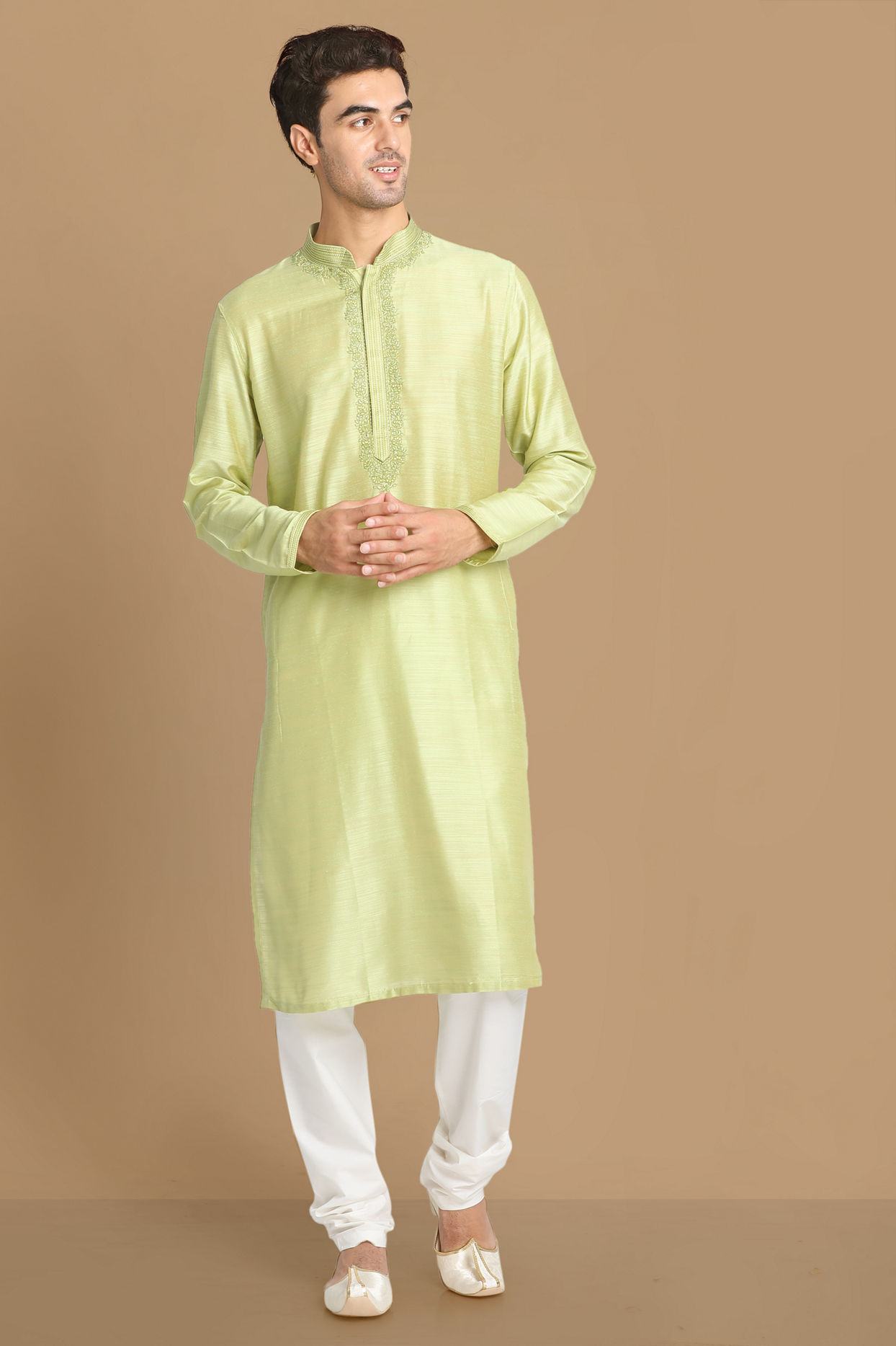 alt message - Manyavar Men Light Green Kurta Pajama With Minimal Work image number 1